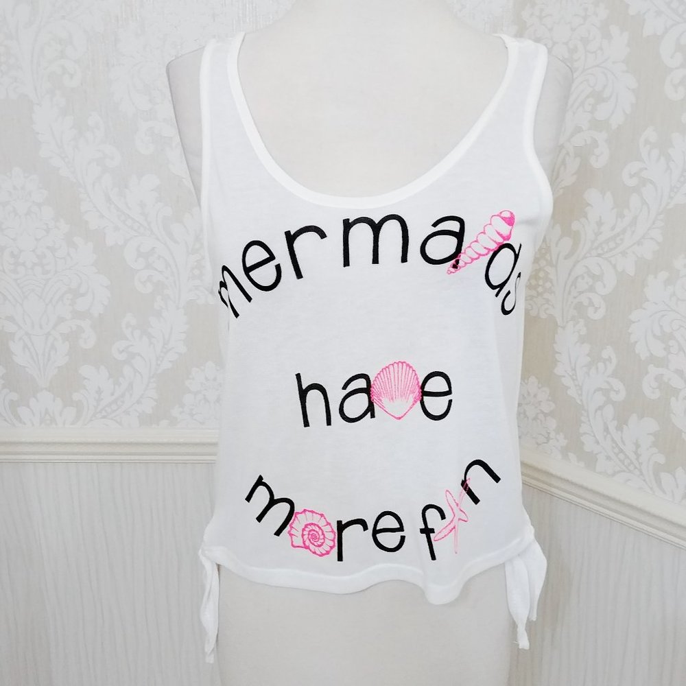 NWOT Mermaids Have More Fun Graphic Cropped Tank Top Side Ties Beachy Vacation